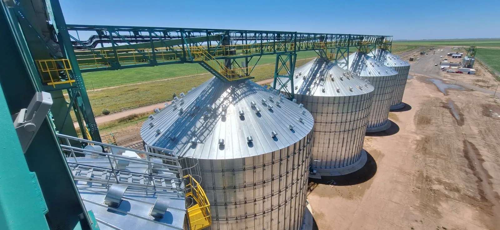 Silos y estructuras de transporte de materiales